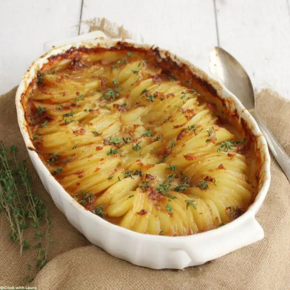 Easy French Onion Potato Bake Recipe Creamy & Cheesy Delight