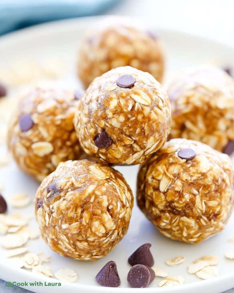 How to Make Oatmeal Peanut Butter Energy Bites